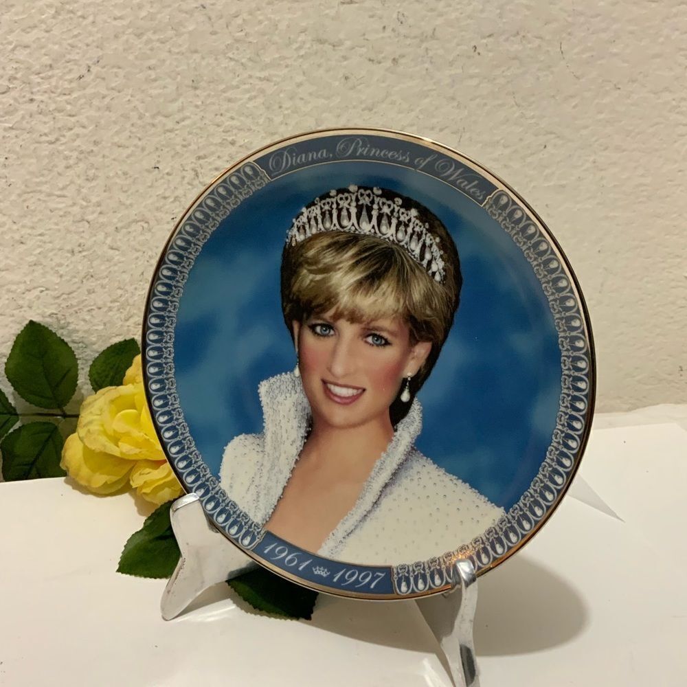 A tribute to Princess Diana From The Franklin Mint G7